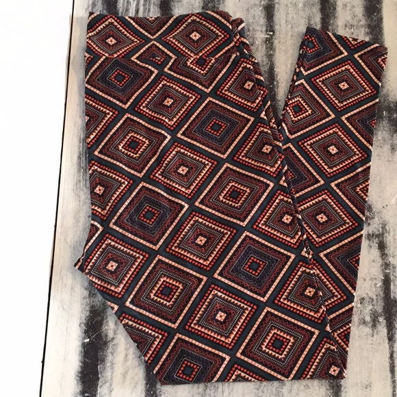 TC LuLaRoe Leggings (EUC) - Picture 1 of 4